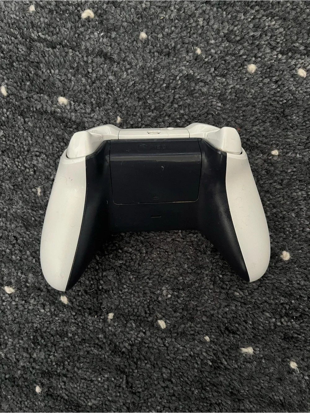 Xbox Console with White Wireless Controller - Black Console